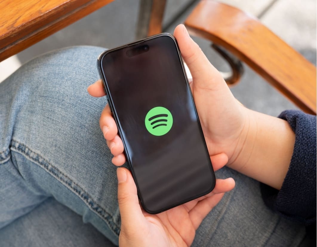 Banner Apakah Spotify Bisa Offline? Cek Jawabannya di Sini!